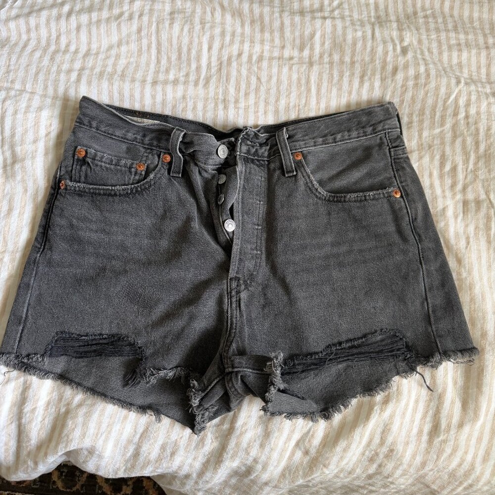 Levi 501 Dark Black Denim Shorts Size 28